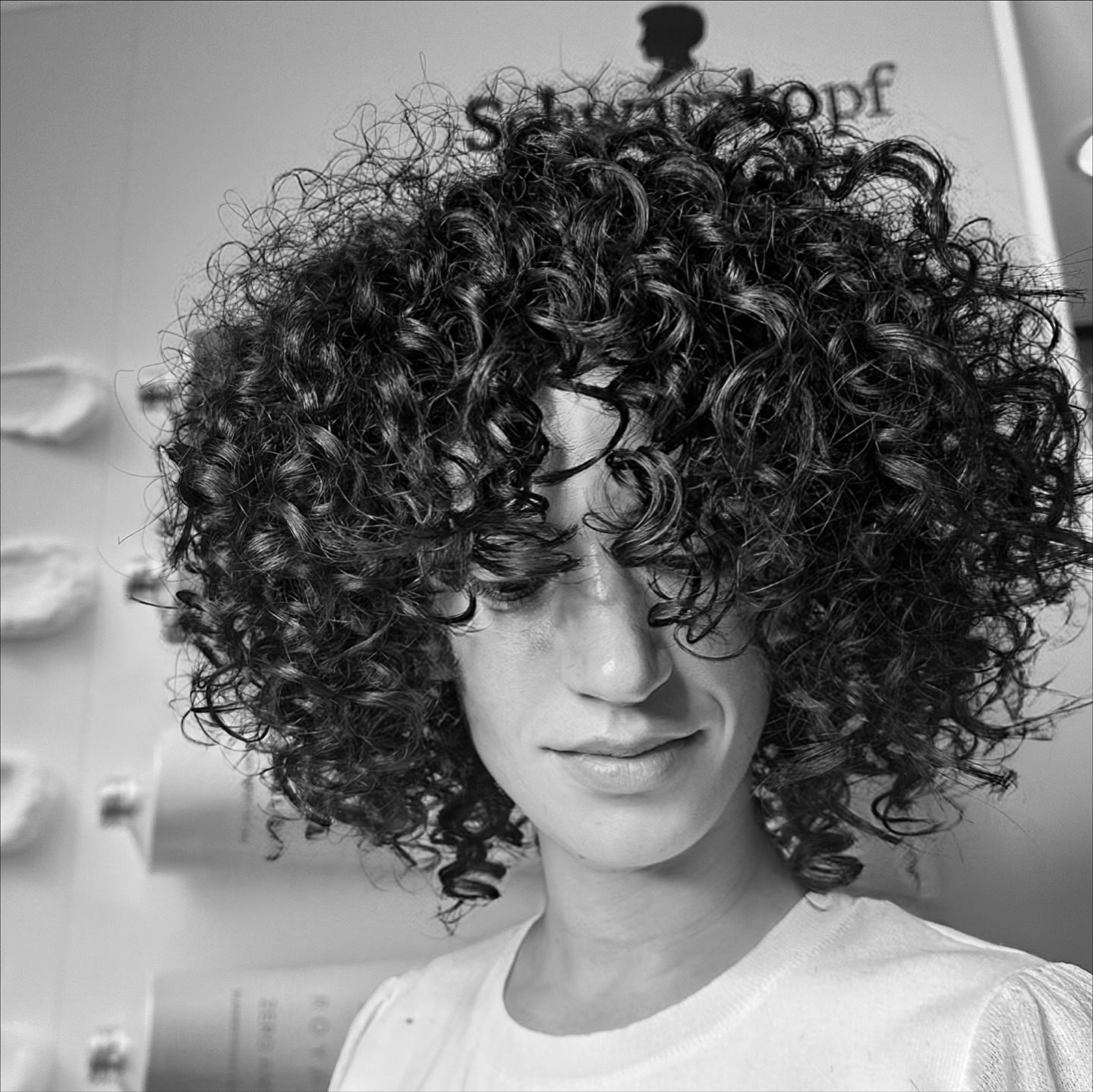 Natural curl, cut dry